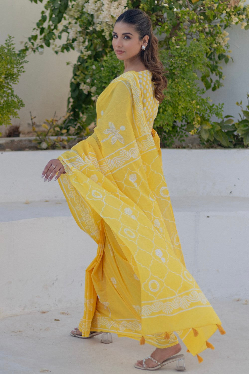 Golden Circles - Hand Block Mul Cotton Saree - SootiSyahi