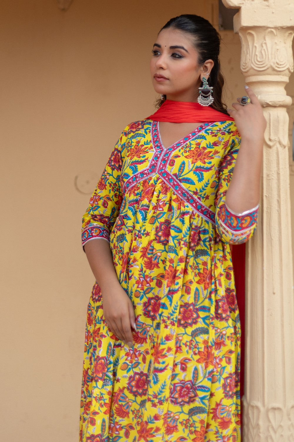 SootiSyahi-"Sunshine Garden” Hand Block Printed Cotton Suit Set
