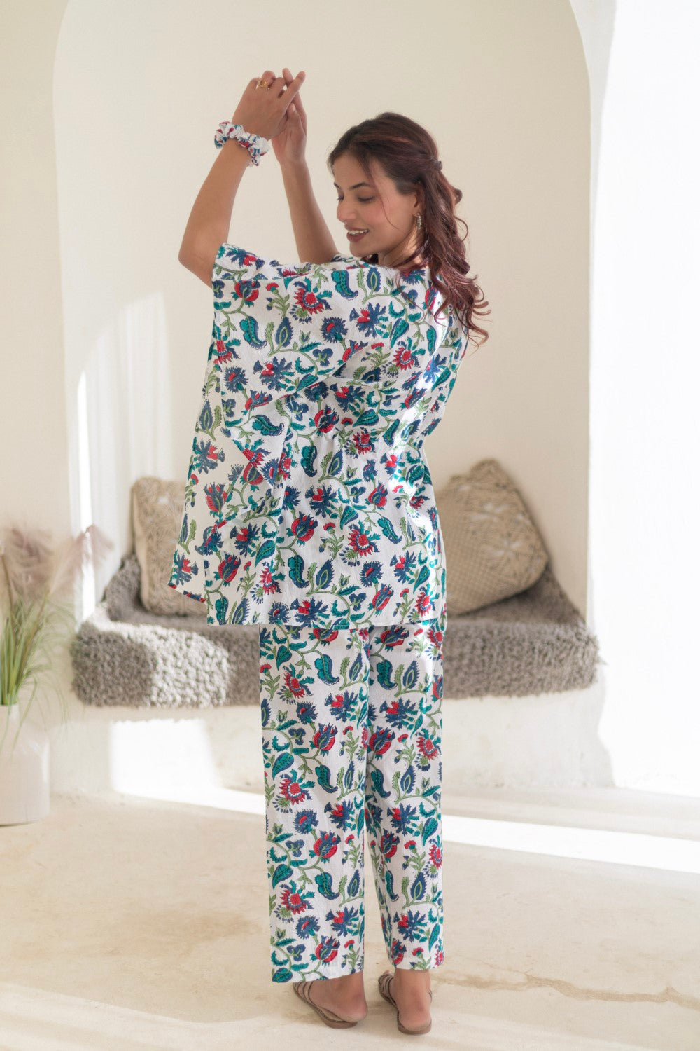 Sootisyahi 'Garden Retreat' Hand Block Printed Kaftan Set