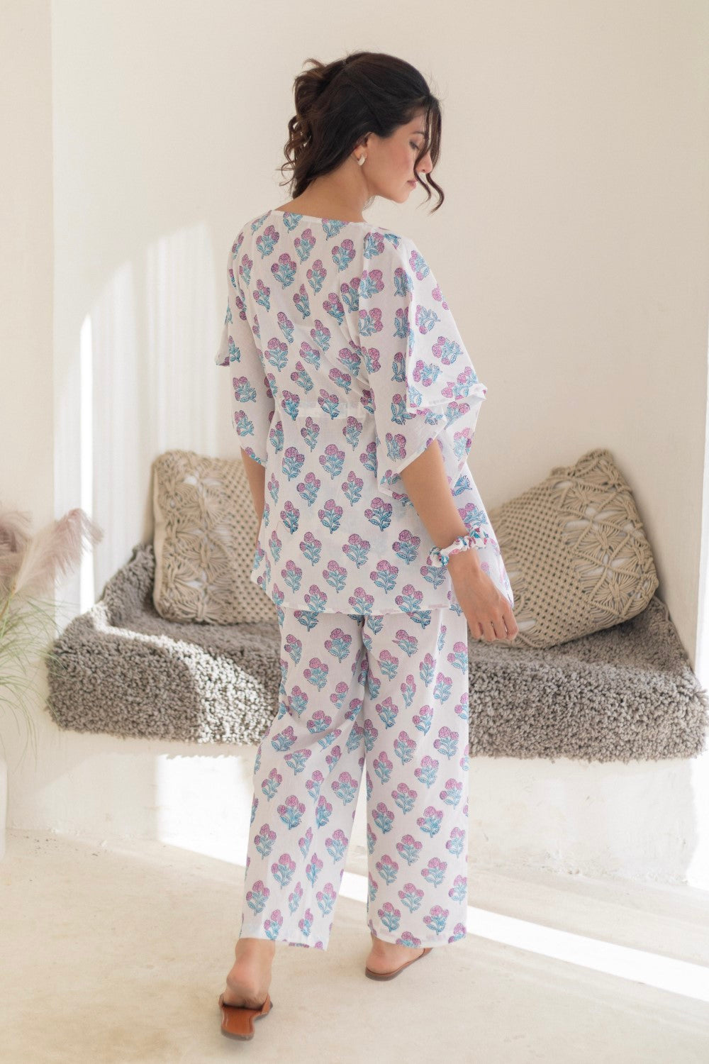 Sootisyahi 'Pastel Bloom' Cotton Kaftan Set