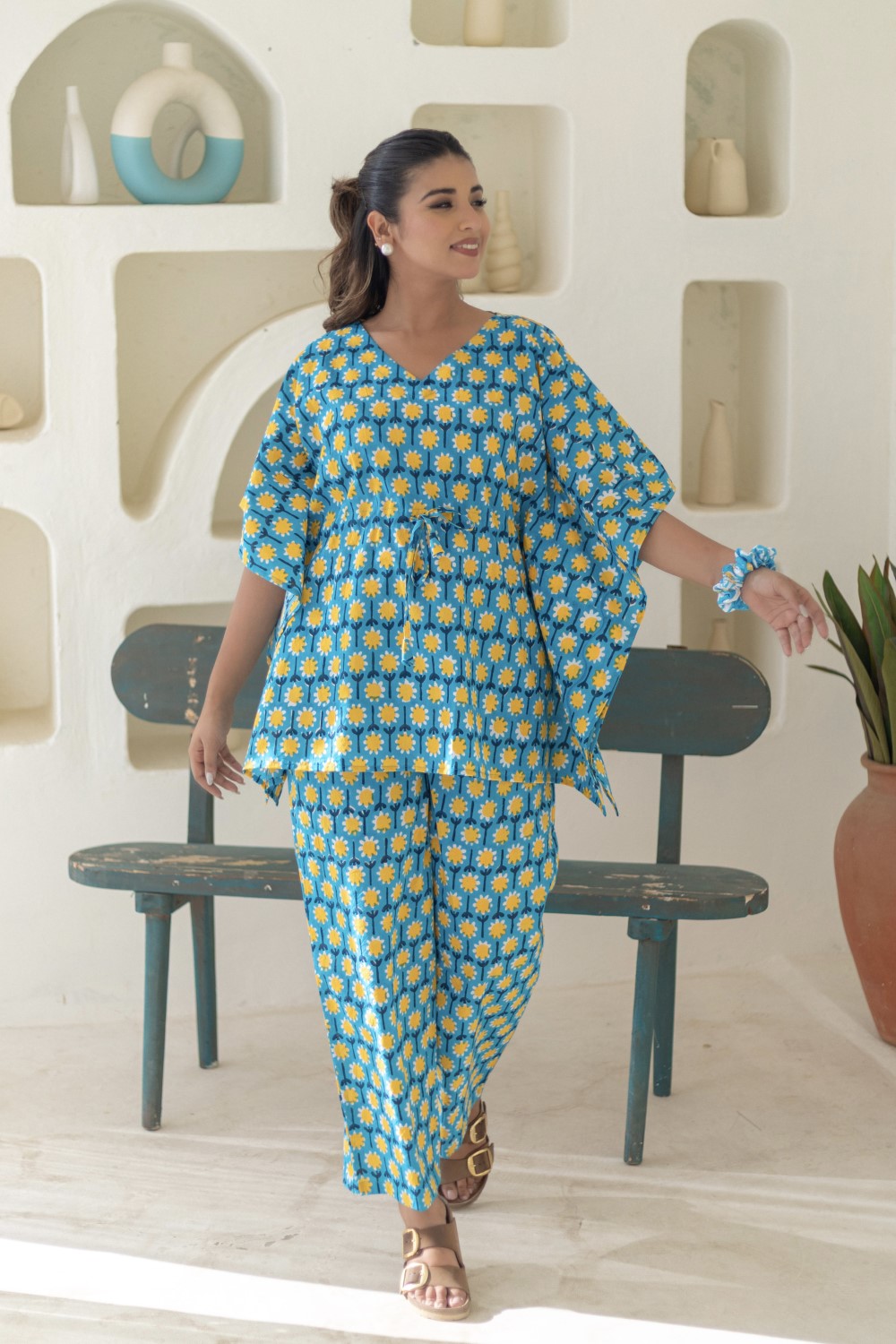 Sootisyahi 'Azure Medallions' Cotton Kaftan Set