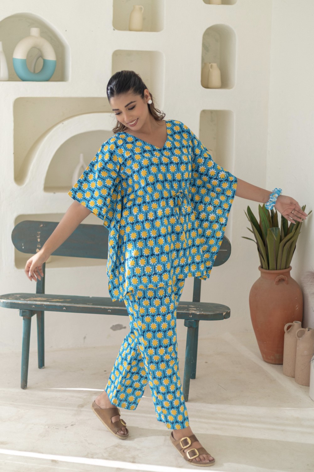 Sootisyahi 'Azure Medallions' Cotton Kaftan Set