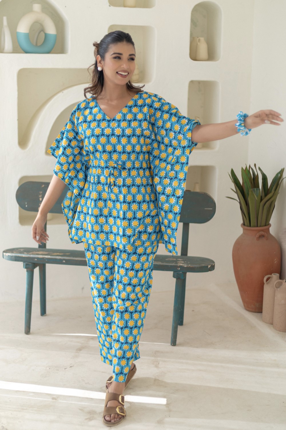 Sootisyahi 'Azure Medallions' Cotton Kaftan Set
