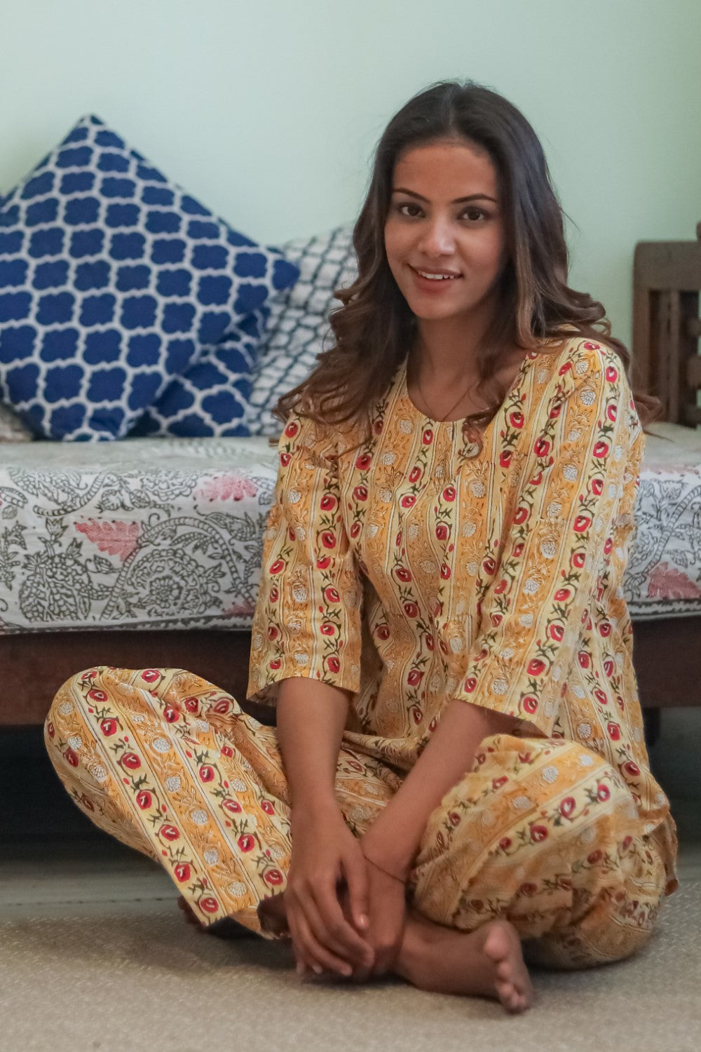 Sootisyahi 'Daisy Bliss' Handblock Printed Pure Cotton Night Suit