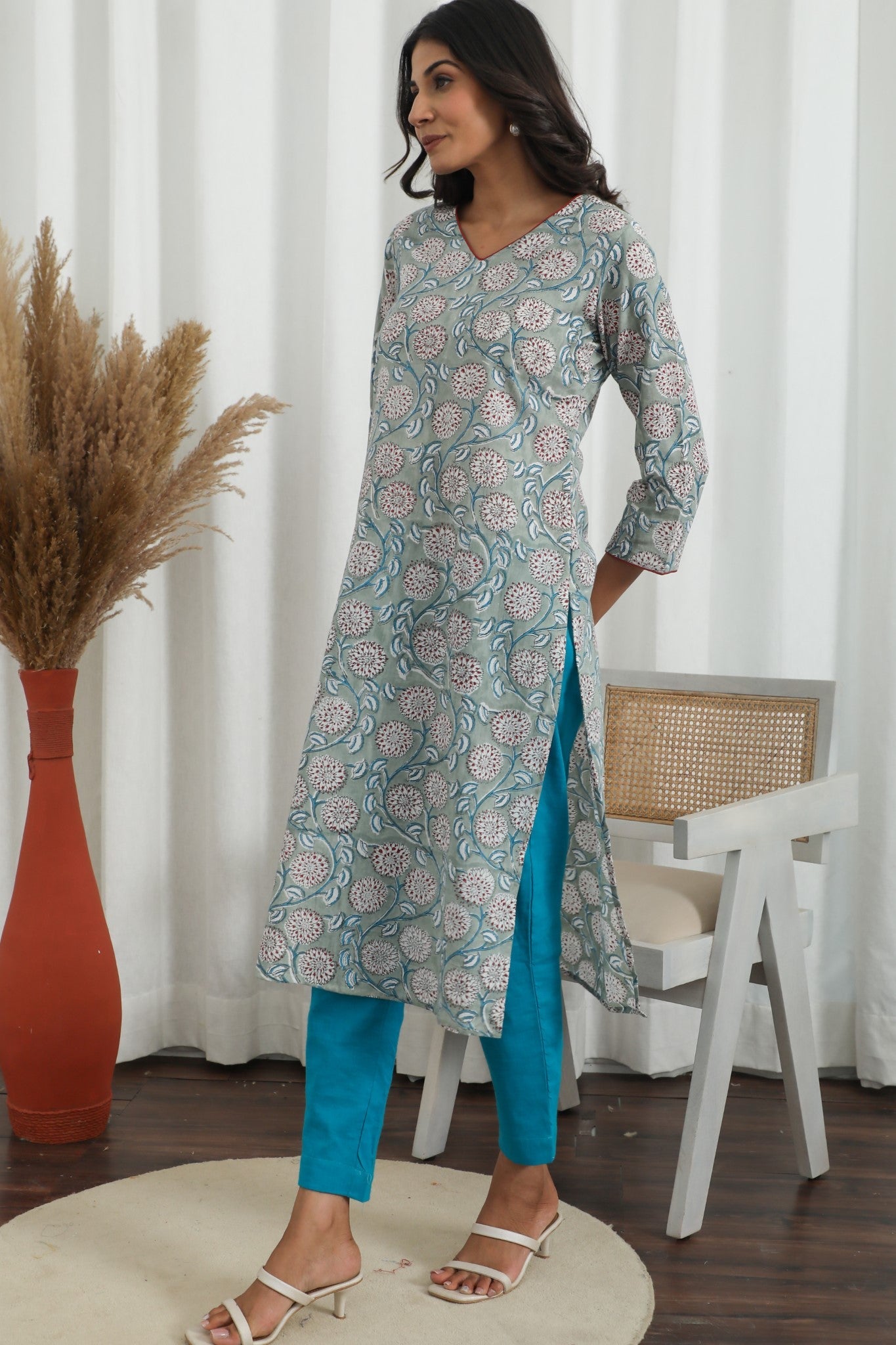 Daisy Chain ' Azofree Handblock Printed Pure Cotton Kurti - SootiSyahi