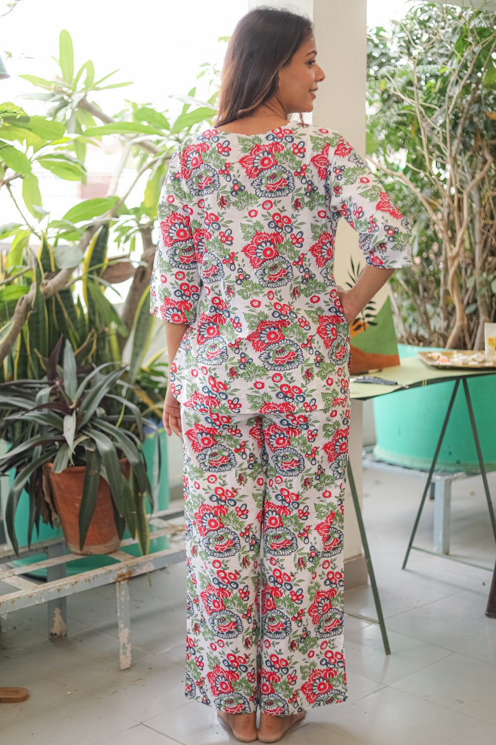 Sootisyahi 'Floral Oasis' Handblock Printed Pure Cotton Night Suit