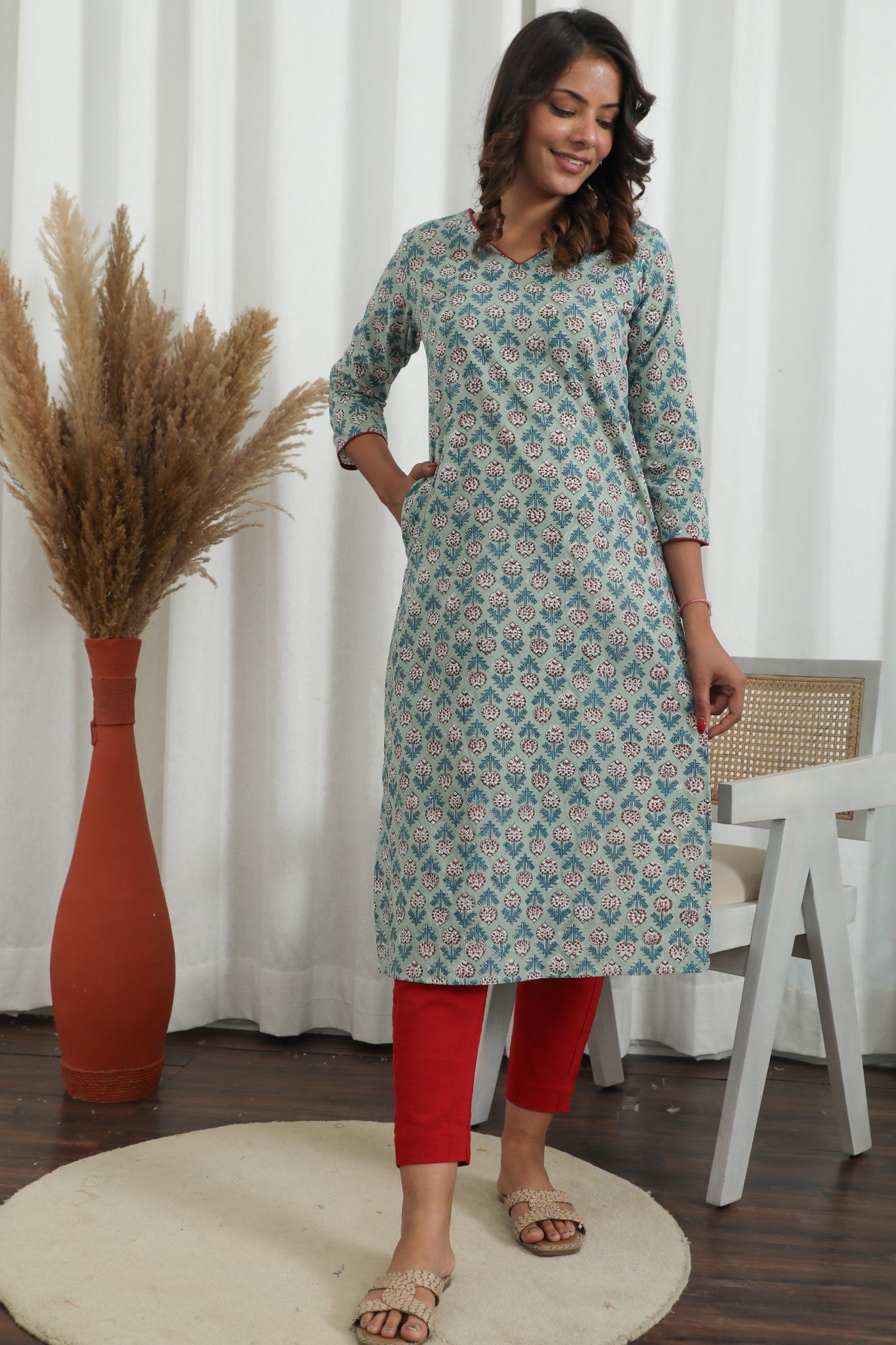 Petal Push ' Azofree Handblock Printed Pure Cotton Kurti - SootiSyahi