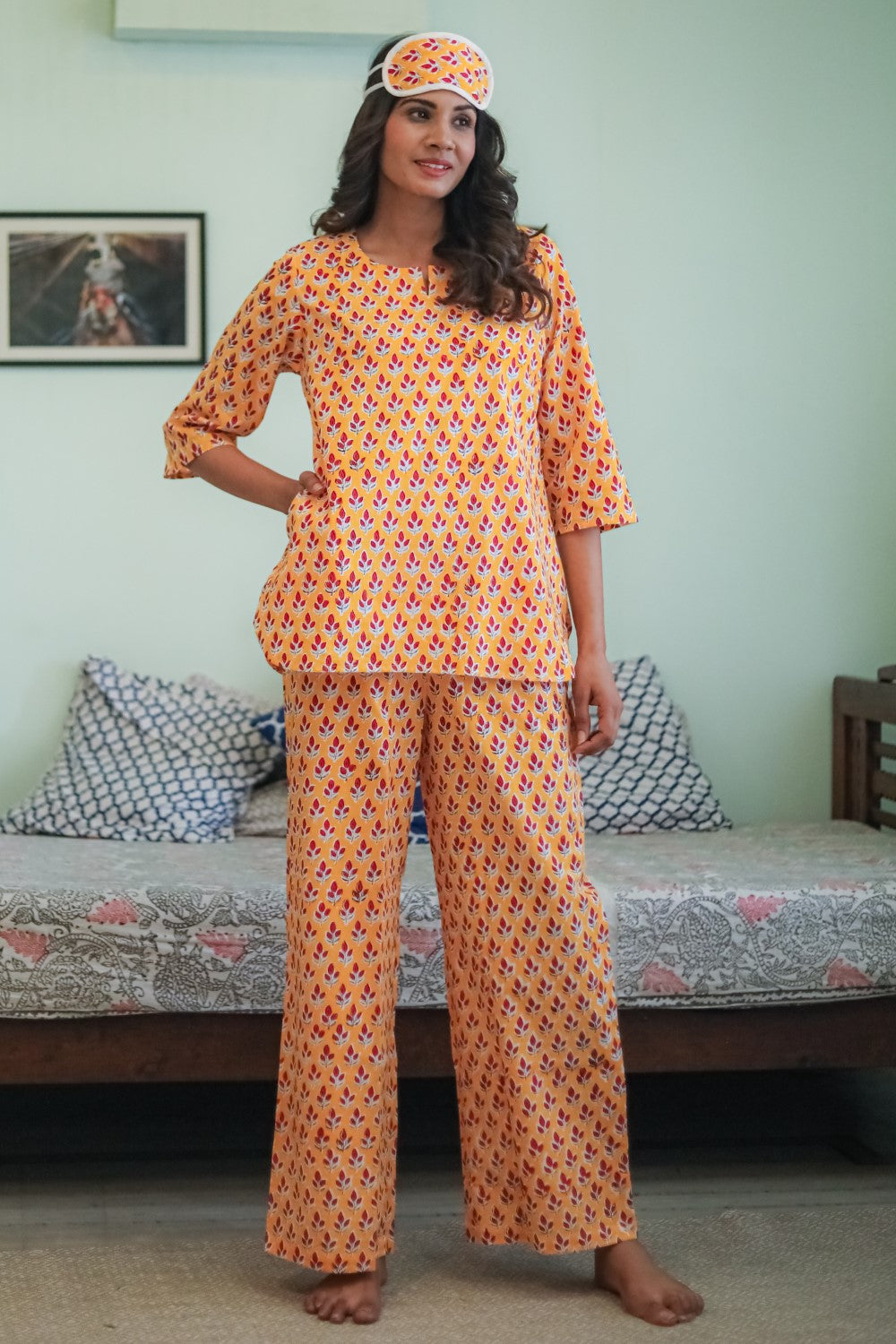 Sootisyahi 'Vibrant Night' Handblock Printed Pure Cotton Night Suit