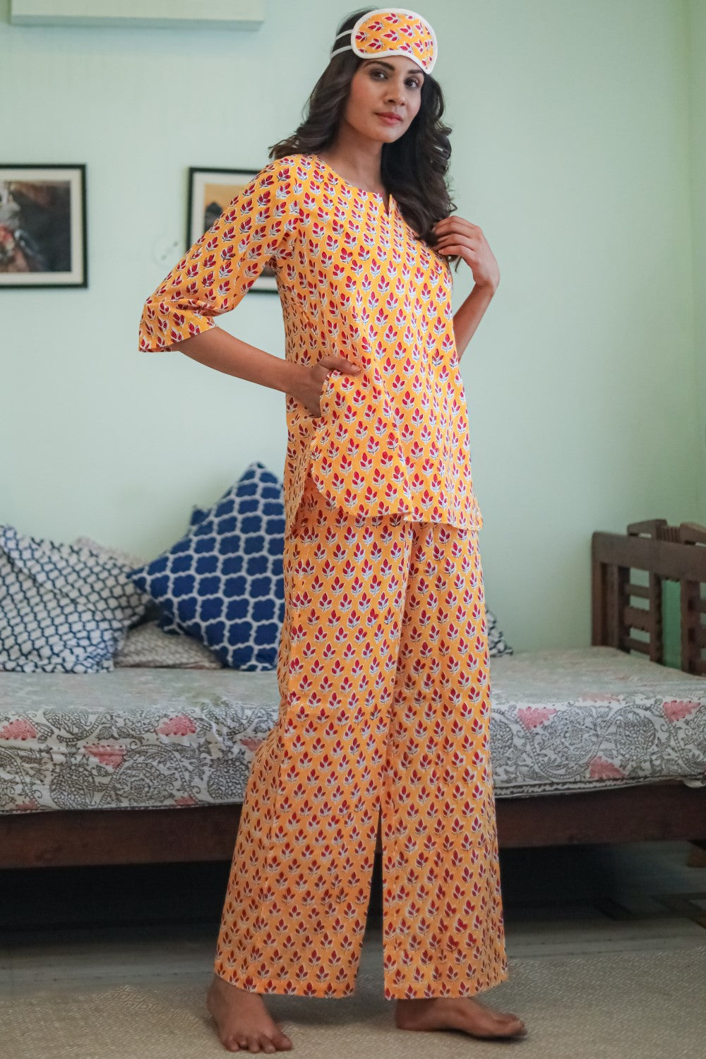 Sootisyahi 'Vibrant Night' Handblock Printed Pure Cotton Night Suit
