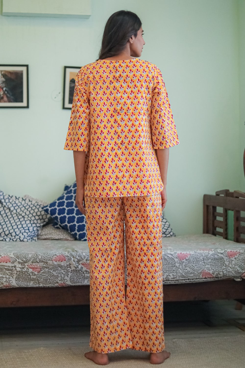 Sootisyahi 'Vibrant Night' Handblock Printed Pure Cotton Night Suit