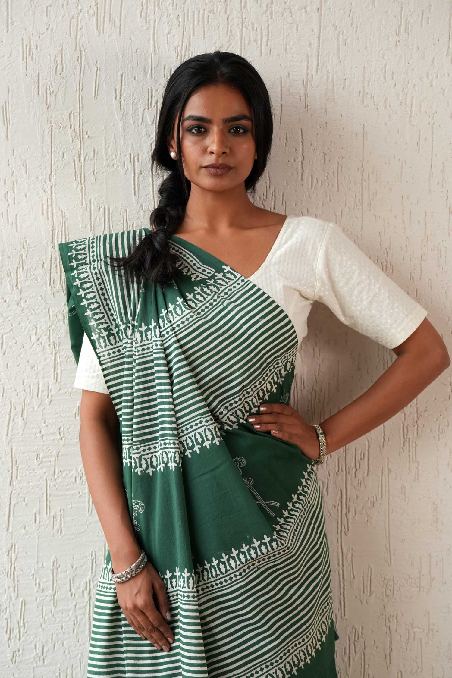 Heritage Aura - Hand Block Mul Cotton Saree - SootiSyahi