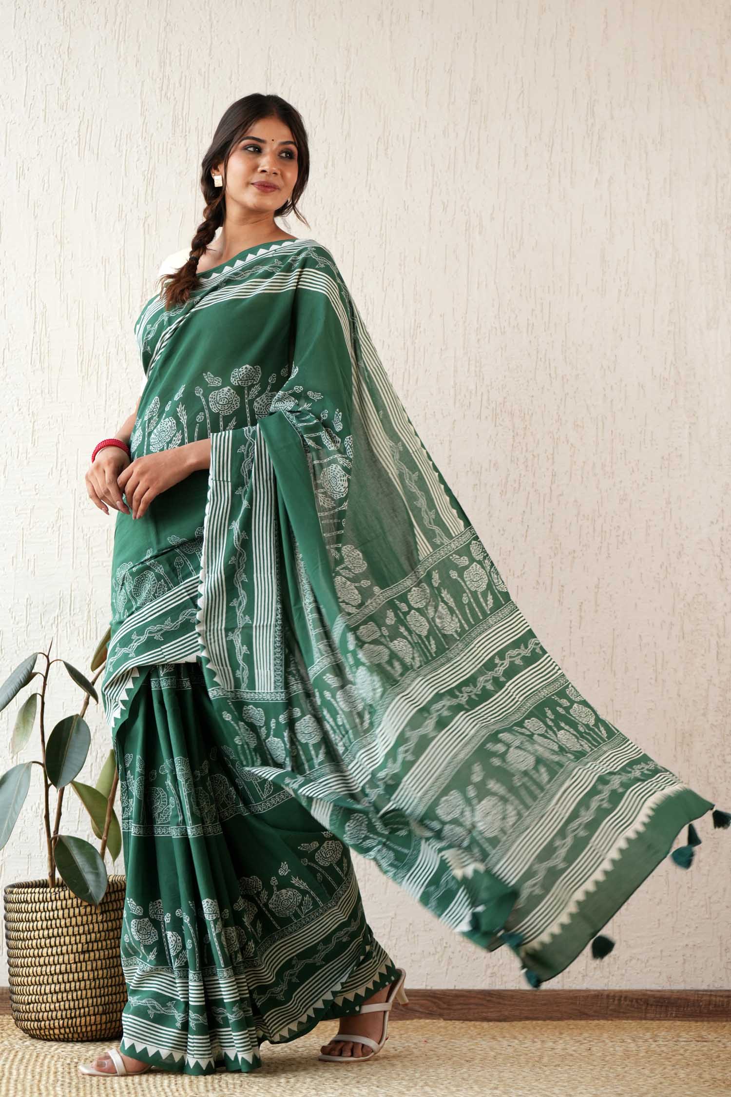 Moonlit Mirage - Hand Block Mul Cotton Saree - SootiSyahi