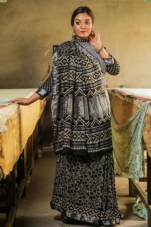 Chuna Patri Handblock Print Slub Cotton Saree