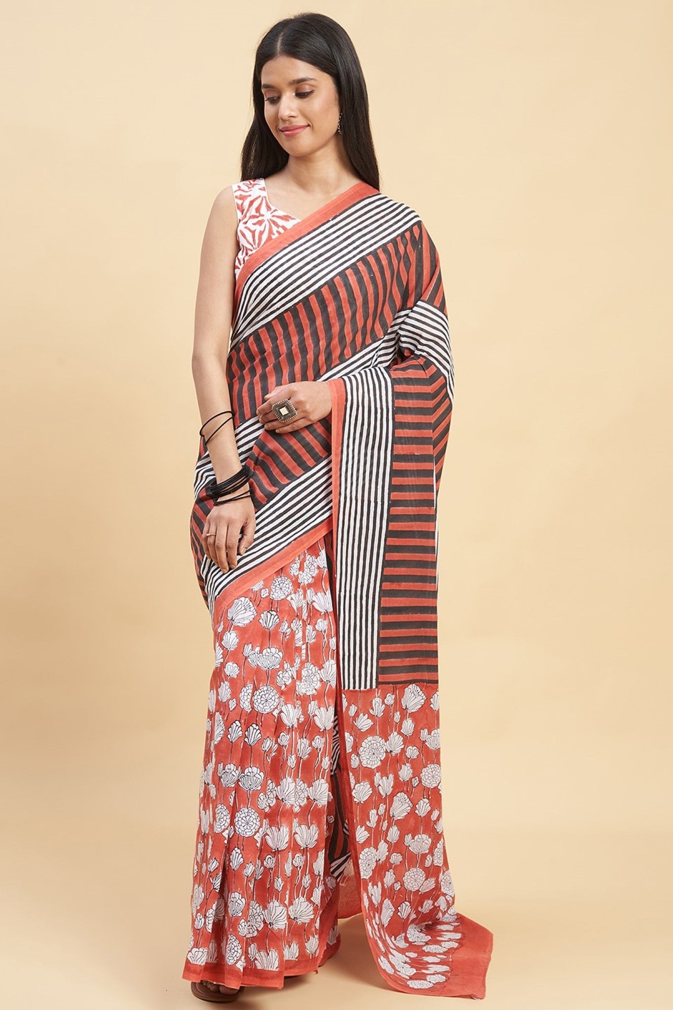 "Amaryllis Red'' Block Printed Cotton Saree - SootiSyahi
