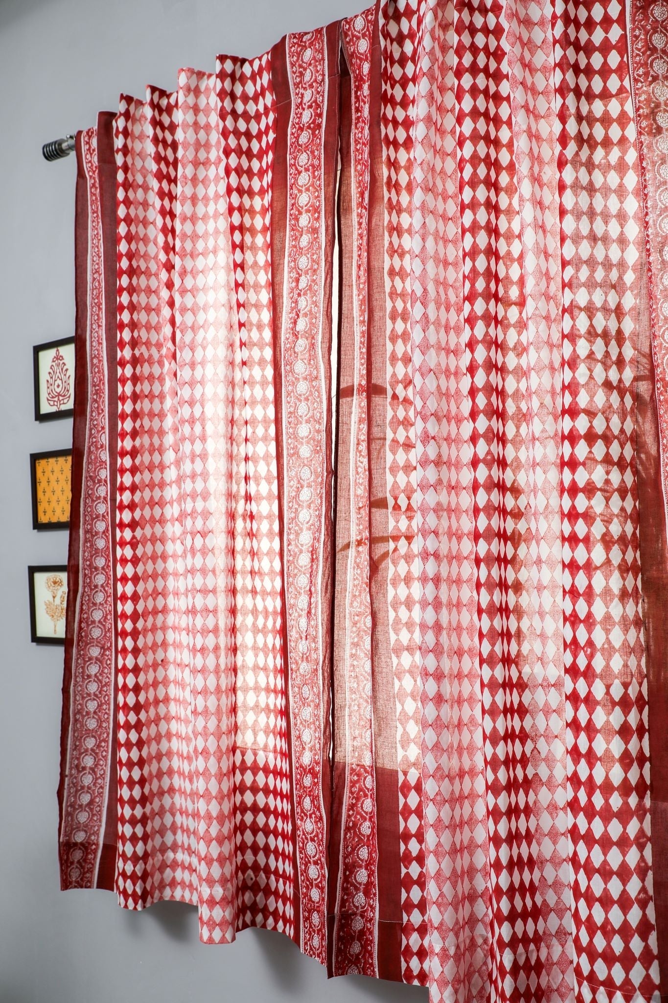 'Artistic Red Illusions' Handblock Printed Cotton Window Curtain - SootiSyahi