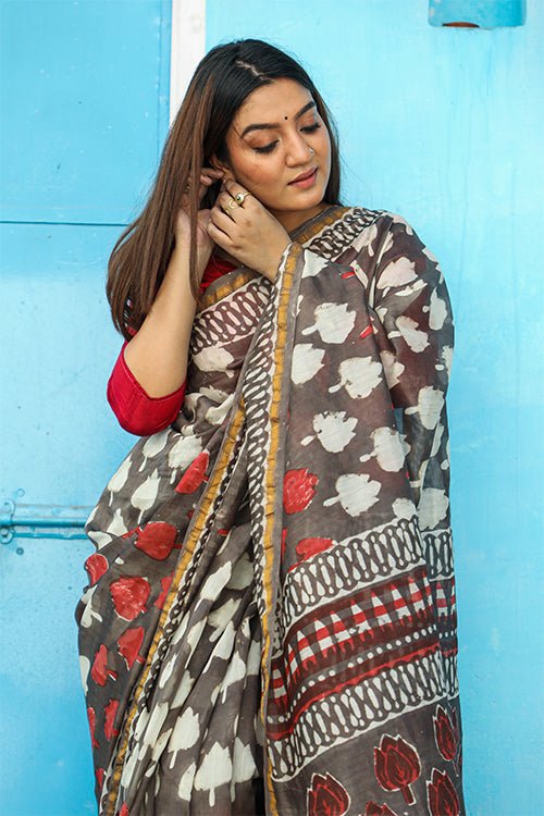 "BAYOU" KASHISH DABU HANDBLOCK PRINT CHANDERI SILK SAREE - SootiSyahi