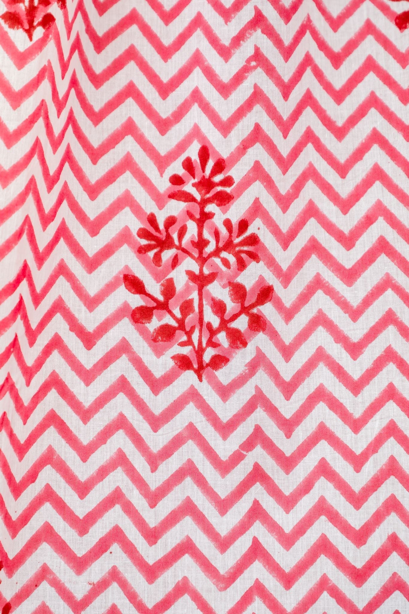 'Blast colour red' Handblock Printed Cotton Window Curtain - SootiSyahi