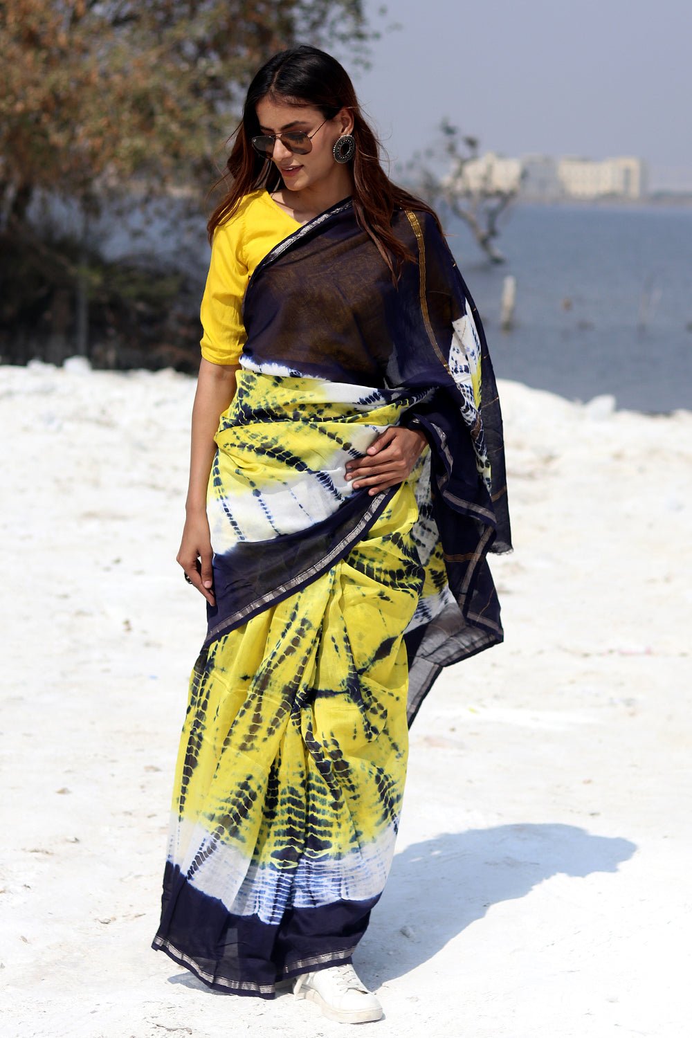 "Buzzing Panther" Bandhni Chanderi Saree - SootiSyahi