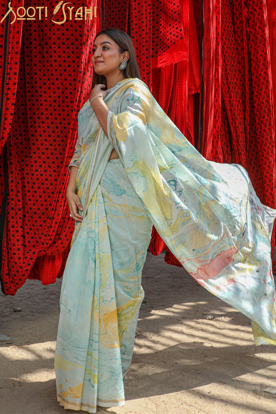 "CALM" HAND MARBLE PRINT CHANDERI SILK SAREE - SootiSyahi