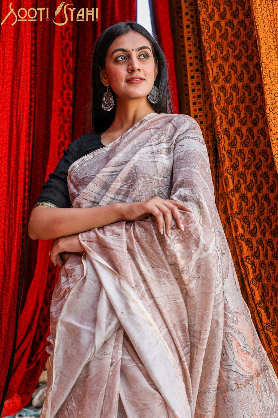 "ELEGENCE" HAND MARBLE PRINT CHANDERI SILK SAREE - SootiSyahi