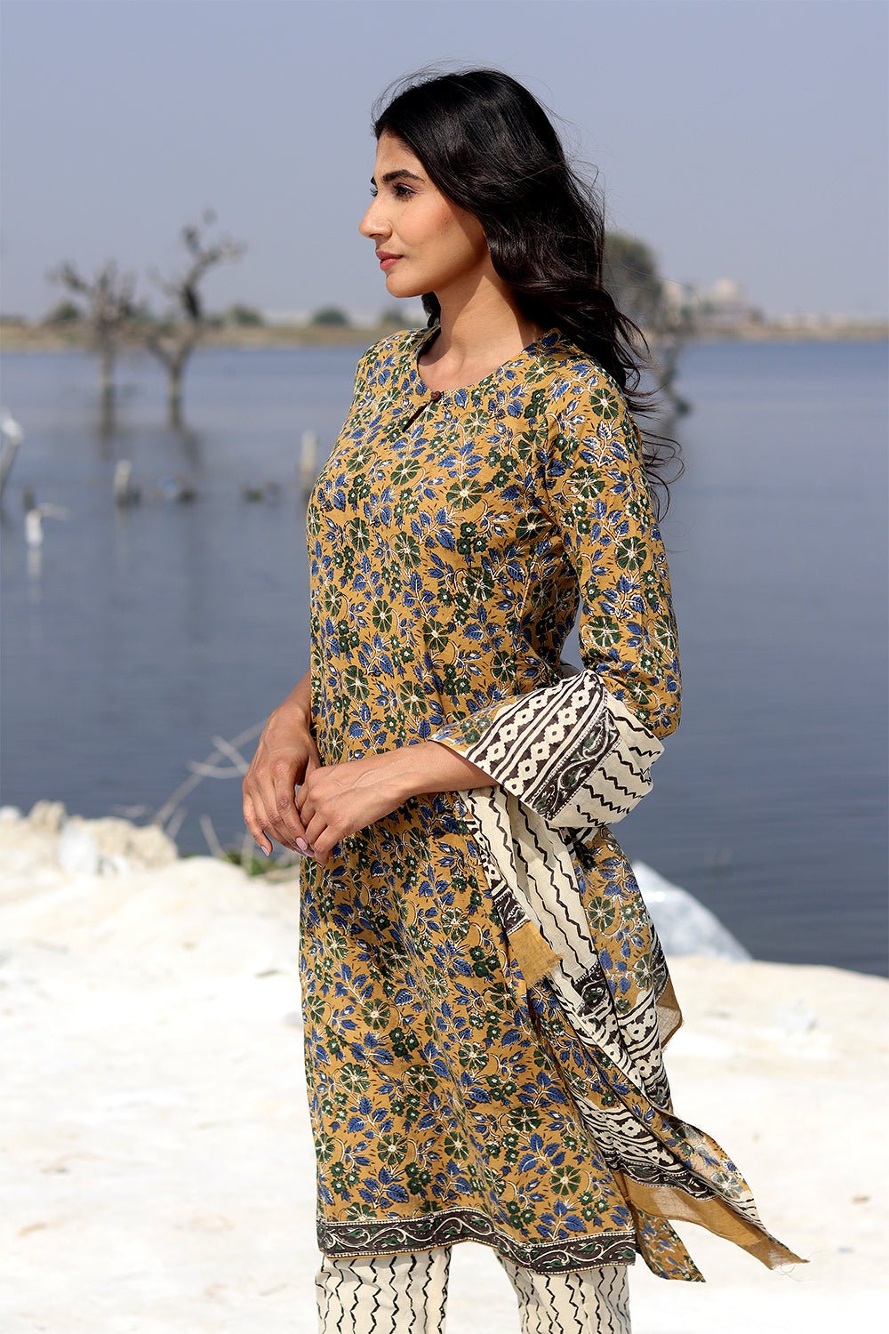 Ethnic Elegance Block Printed Salwar Suit Set - SootiSyahi