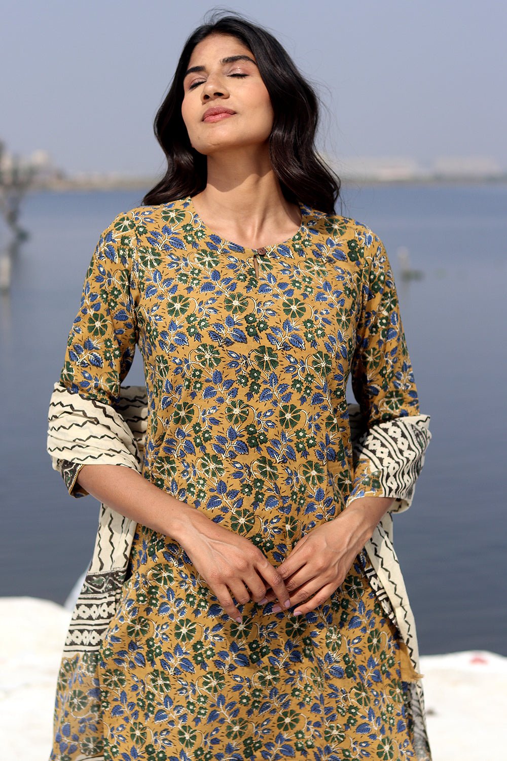 Ethnic Elegance Block Printed Salwar Suit Set - SootiSyahi