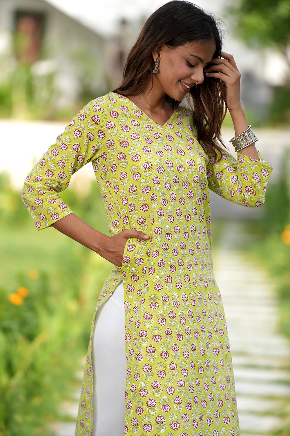 Fiery Green Haven Handblock Printed Cotton Kurti - SootiSyahi
