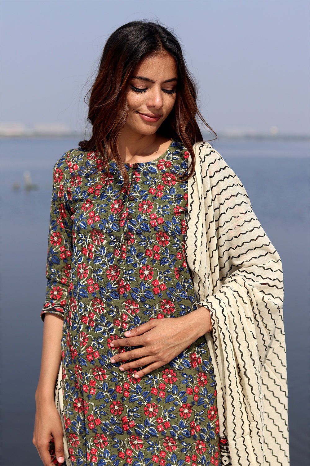 FLORAL FIESTA Block Printed Salwar Suit Set - SootiSyahi