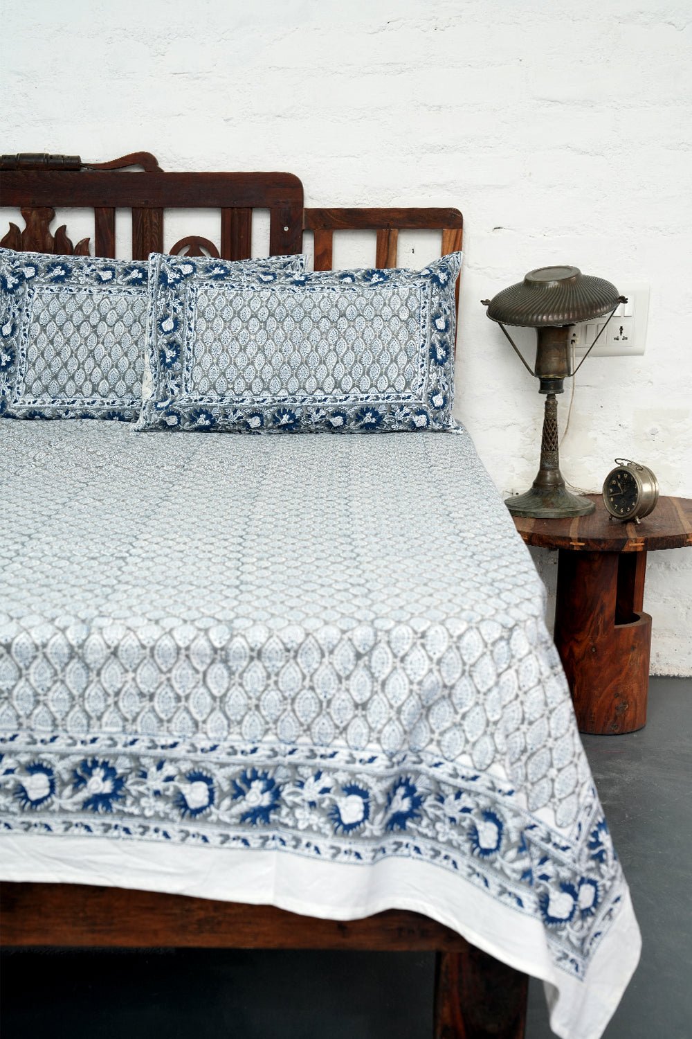 Foggy Daze Block Printed Bedsheet - SootiSyahi