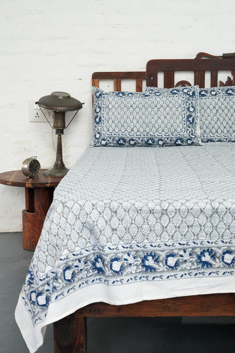 Foggy Daze Block Printed Bedsheet - SootiSyahi