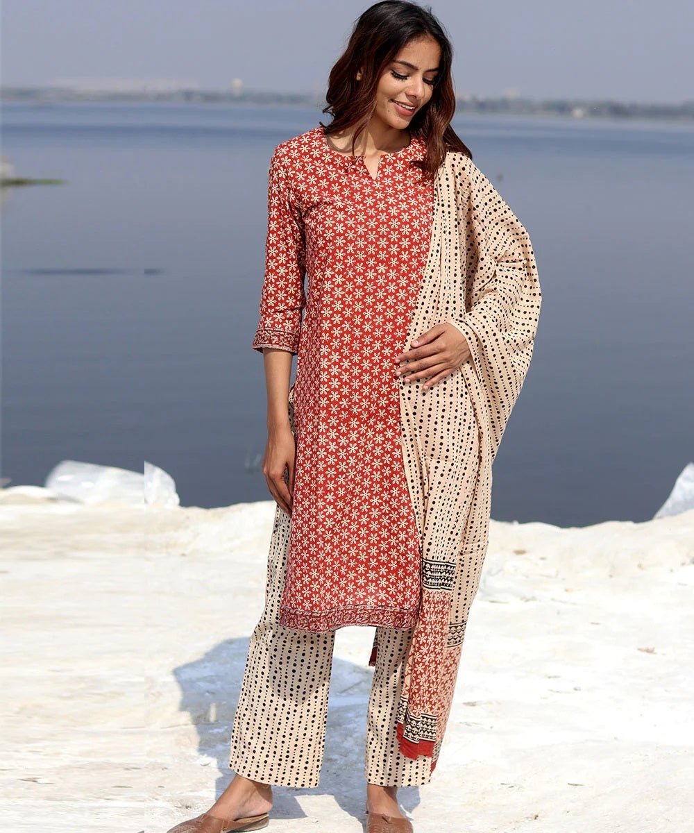 FUSION STARS BLOCK PRINTED SALWAR SUIT SET - SootiSyahi
