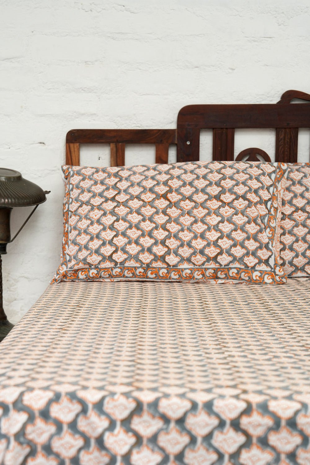 Ginger Granite Hand-Block Printed Bedsheet - SootiSyahi