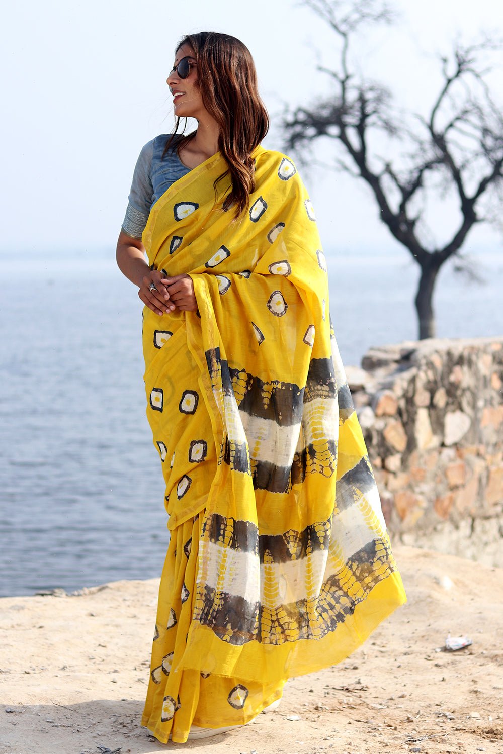 "Golden Aura" Bandhni Chanderi Saree - SootiSyahi