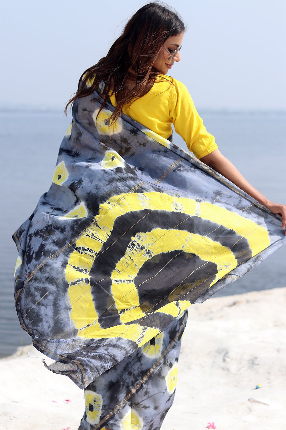 "Gray Martini" Bandhni Chanderi Saree - SootiSyahi