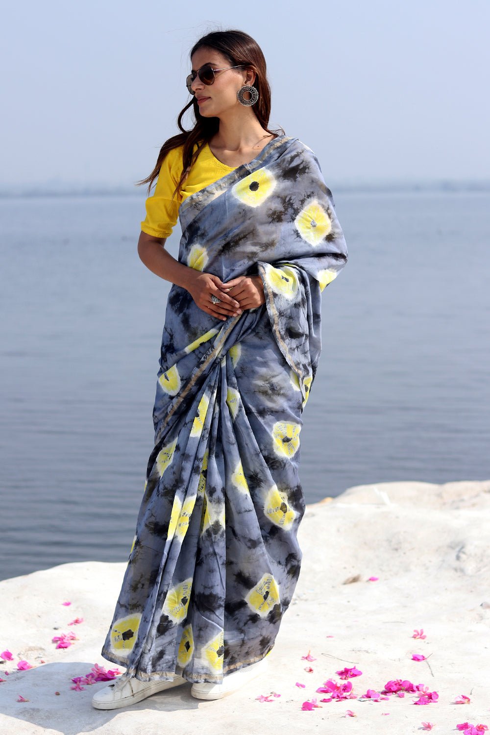 "Gray Martini" Bandhni Chanderi Saree - SootiSyahi