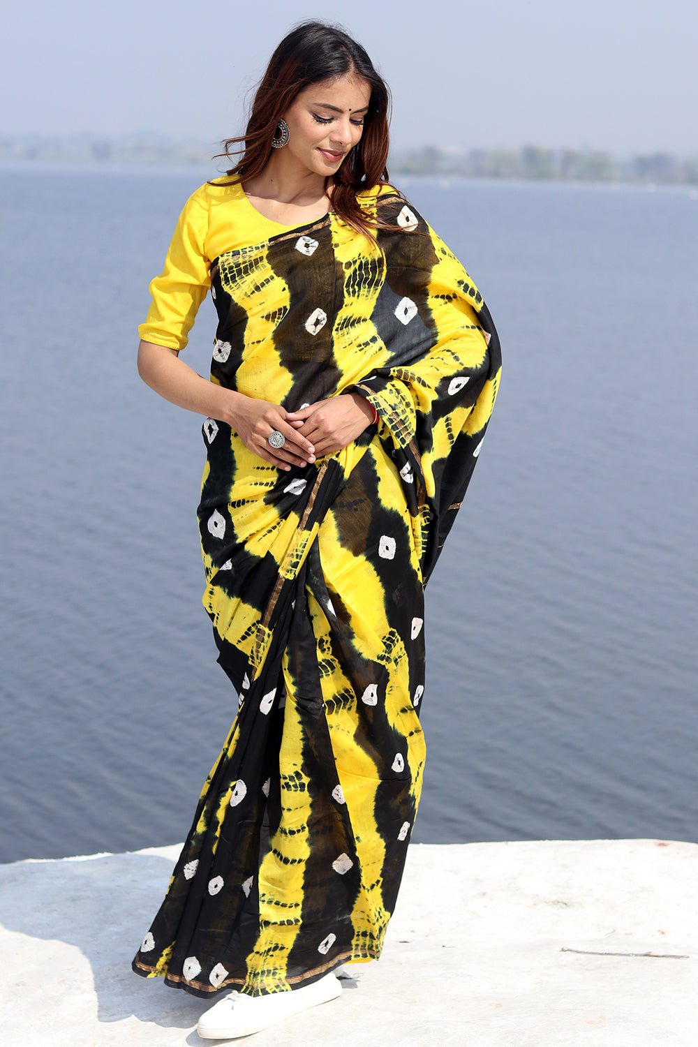 "Kaali Peeli" Bandhni Chanderi Saree - SootiSyahi