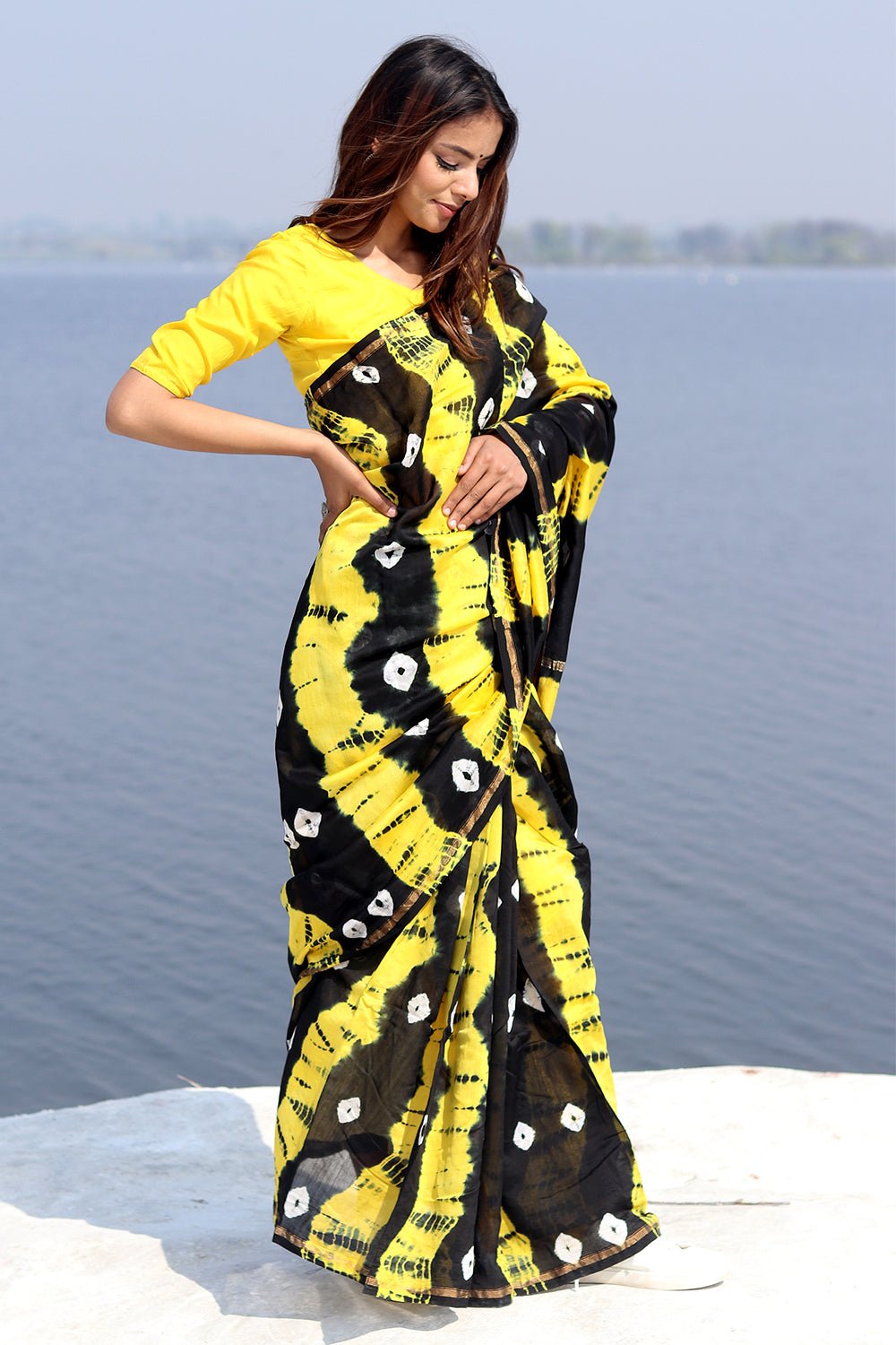 "Kaali Peeli" Bandhni Chanderi Saree - SootiSyahi