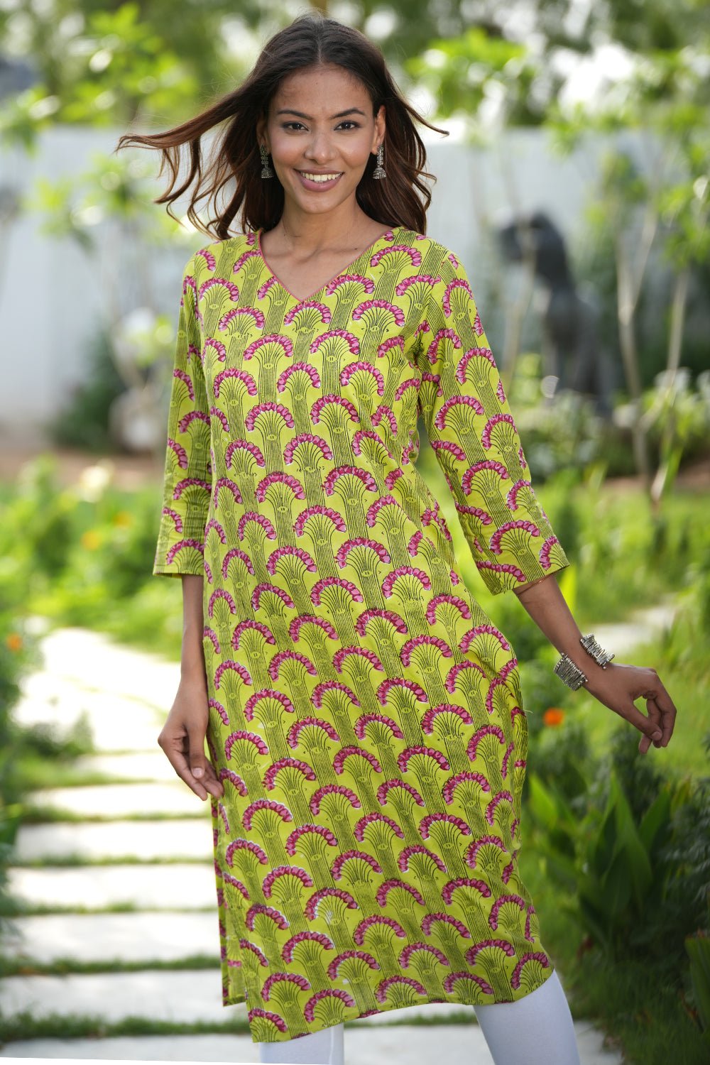 Lush Crimson Handblock Printed Cotton Kurti - SootiSyahi