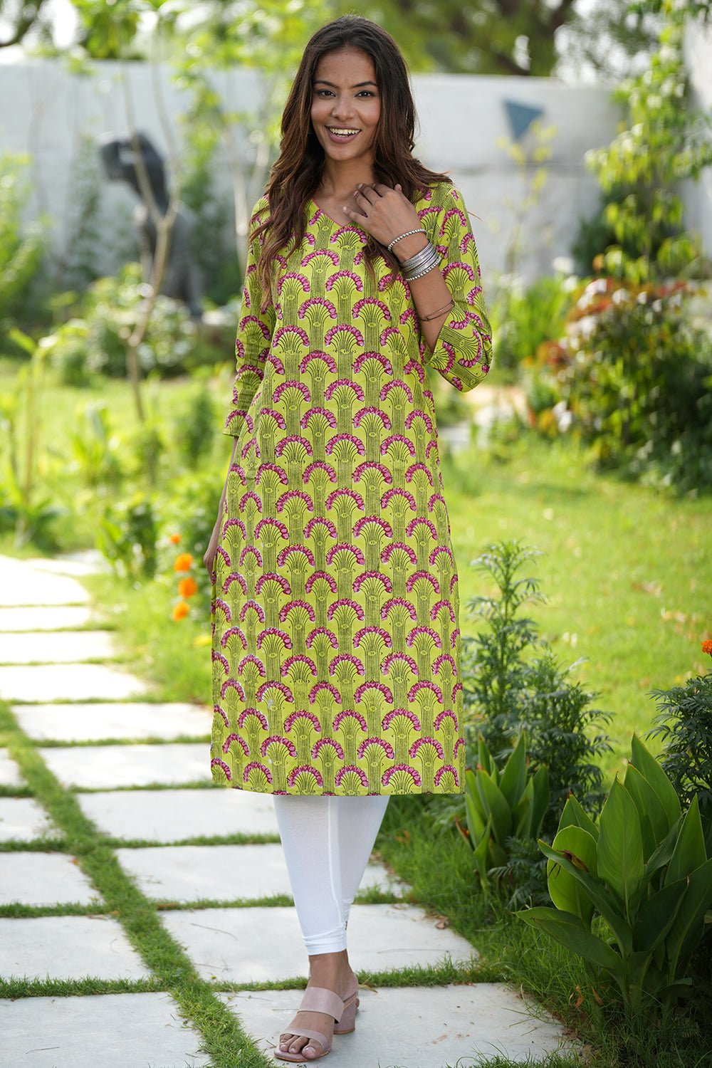 Lush Crimson Handblock Printed Cotton Kurti - SootiSyahi