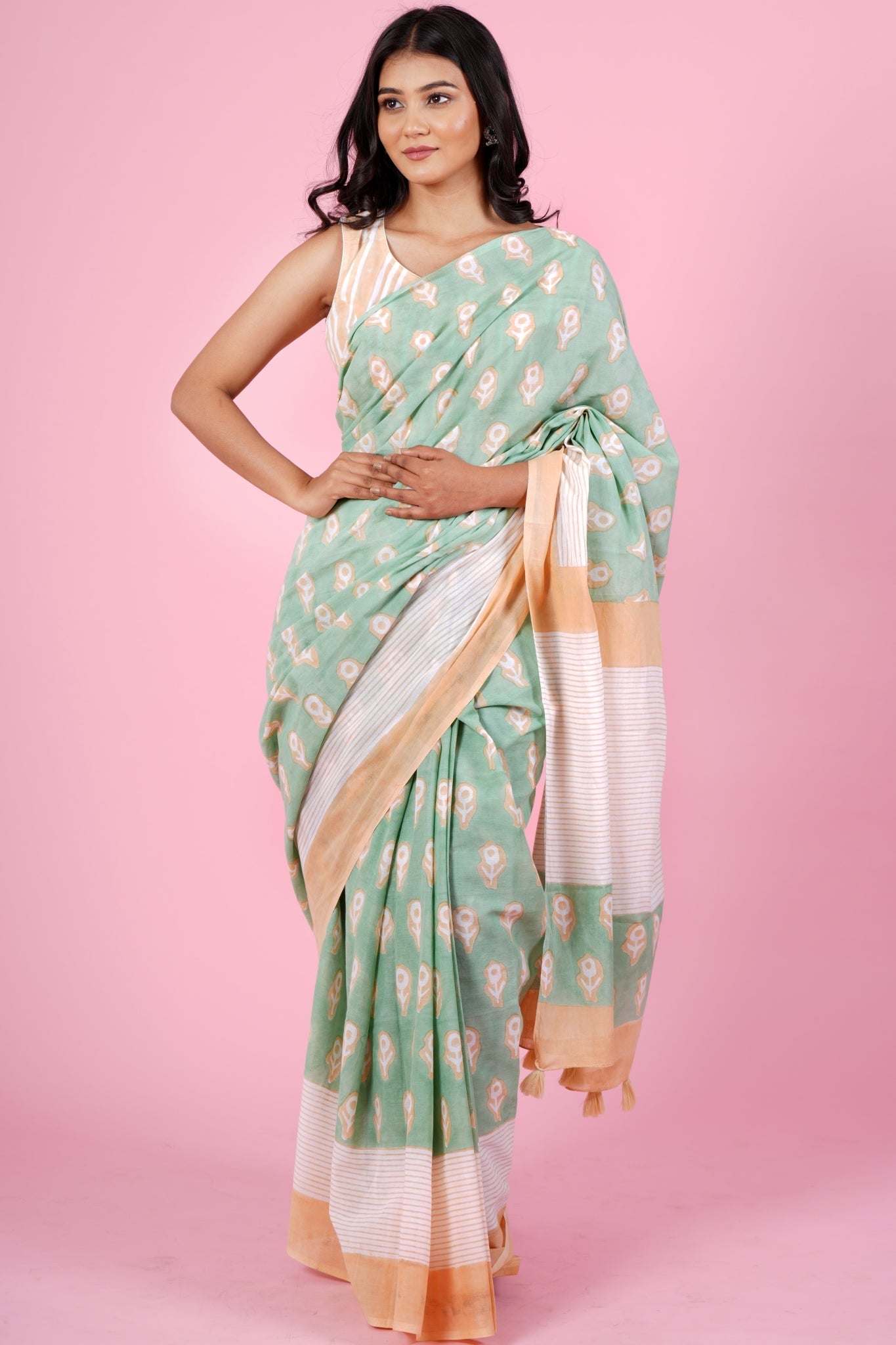 "Mandevilla Piast" HANDBLOCK PRINT MUL COTTON SAREE - SootiSyahi