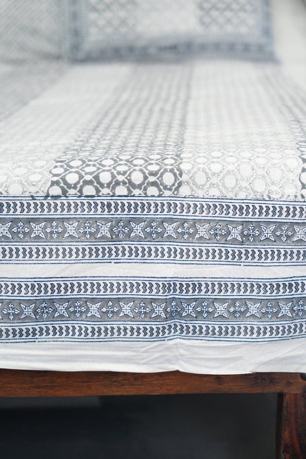 Misty Mirage Hand-Block Printed Bedsheet - SootiSyahi