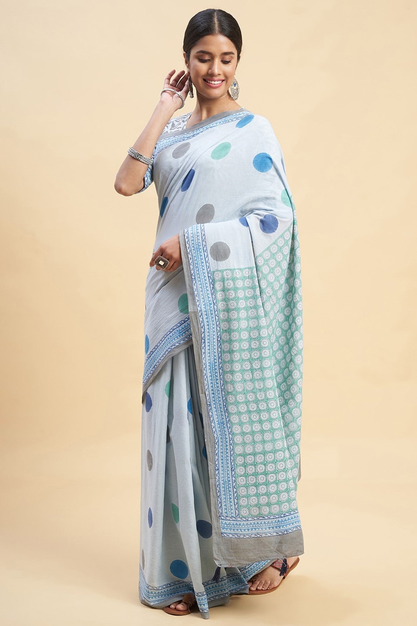 "Ocean Blue Pearls" Block Printed Cotton Saree - SootiSyahi
