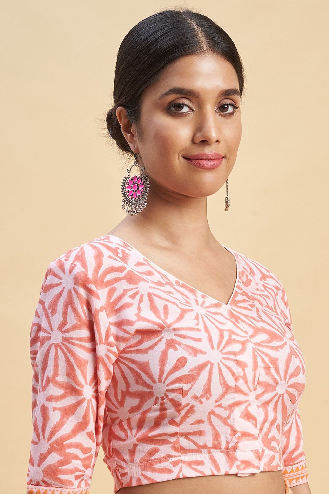 "Ocean Pink Pearls'' Block Printed Cotton Saree - SootiSyahi