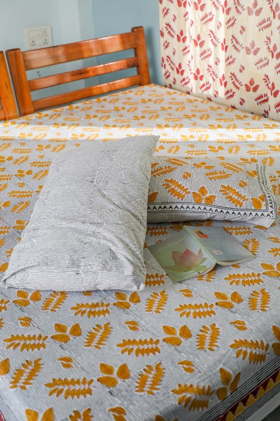 SootiSyahi 'Autumn Fest' Handblock Printed Cotton Bedsheet - SootiSyahi