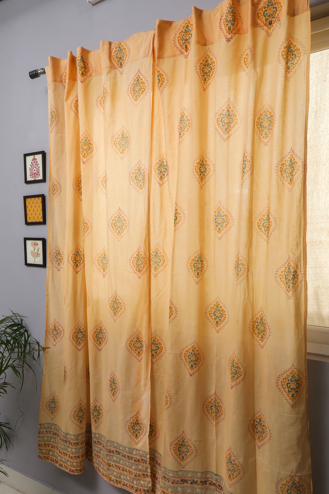 SootiSyahi 'Baileya Red' Handblock Printed Cotton Door Curtain - SootiSyahi