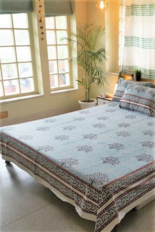 Sootisyahi 'Blue Bloom' Handblock Printed Cotton Bedsheet - SootiSyahi