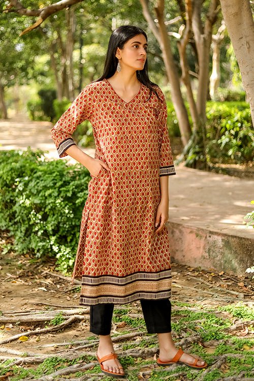 Sootisyahi 'Blushing Betel' Bagru Handblock Printed Pure Cotton Kurti - SootiSyahi