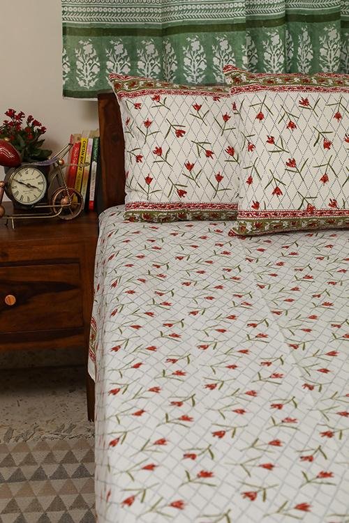 Sootisyahi 'Dream of Lily' Handblock Printed Cotton Bedsheet - SootiSyahi