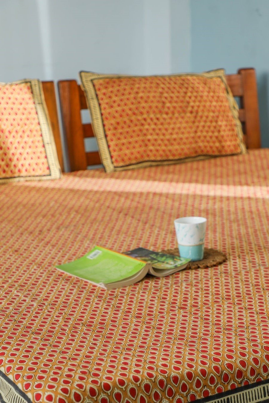 SootiSyahi 'Drop of colors' Handblock Printed Cotton Bedsheet - SootiSyahi