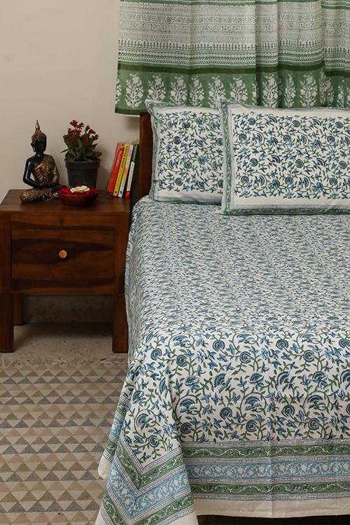 Sootisyahi 'Floral Blue' Handblock Printed Cotton Bedsheet - SootiSyahi